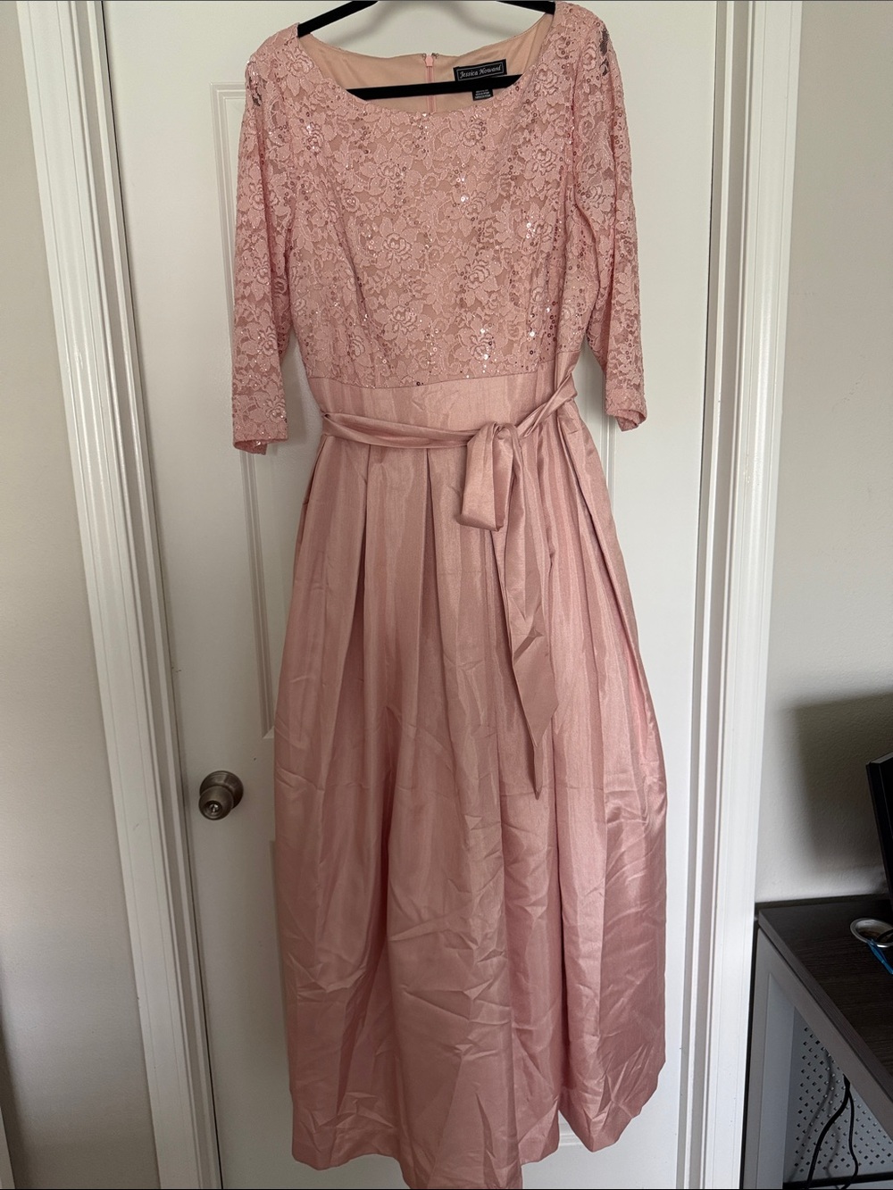 Jessica Howard Blush Pink Lace Bodice Satin Midi Dress with Tie Waist